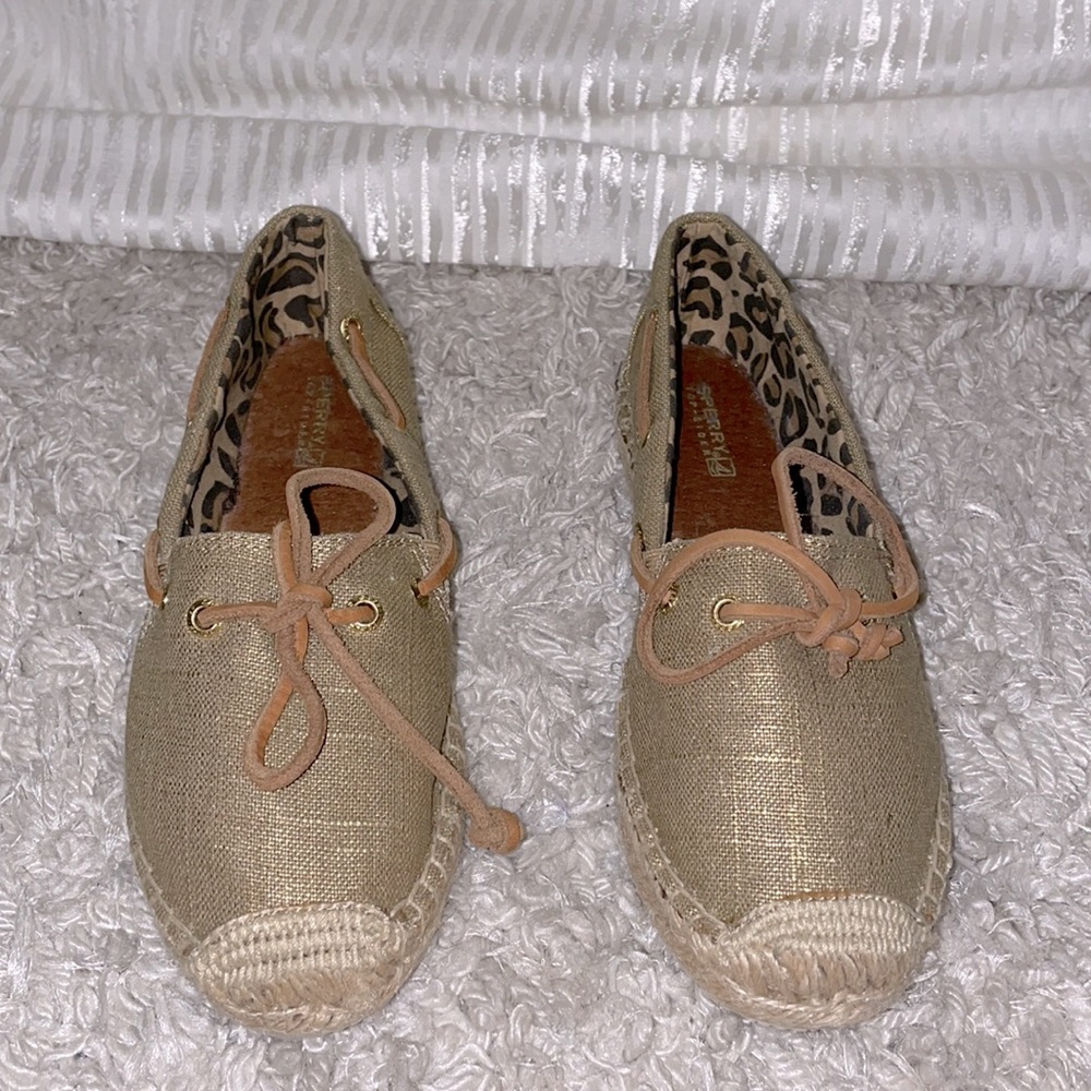 Gold Sperry